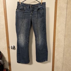Maurice jeans. NWOT size 11/12 SHORT